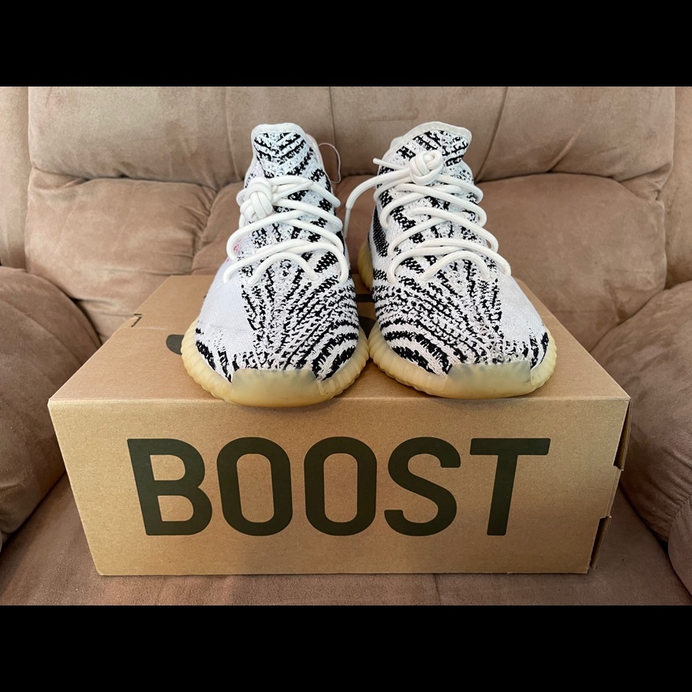 Adidas Yeezy Boost 350 V2 - Zebra